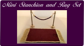 Mini Stanchion and Rug Set